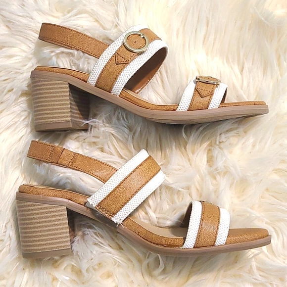 Dr. Scholl's Heels - Picture 2 of 5